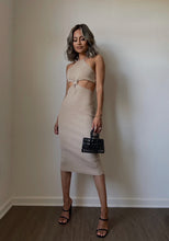 Load image into Gallery viewer, Melly Dress
