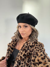 Load image into Gallery viewer, Beret BB
