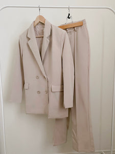 In Chic Blazer